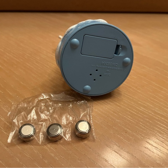 Hallmark Keepsake Ornament. Hoops & YoYo. Cell-ebrating Christmas. QXG6304. - Picture 11 of 11